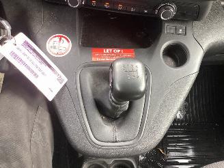 Toyota ProAce 1.5 D-4D picture 16