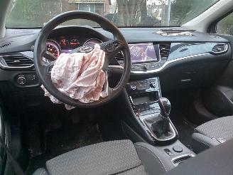 Opel Astra 1.4 Turbo Innovation picture 9