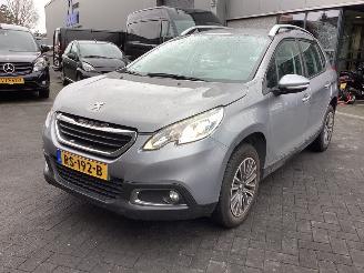 Schadeauto Peugeot 2008 1.2 VTi Pure Tech 2016/3
