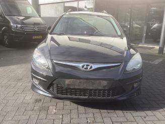 Hyundai I-30 i30 Crosswagon (WWH), Combi, 2007 / 2012 1.4 CVVT 16V picture 2