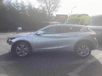 Infiniti Q30 Q30 (H15), SUV, 2015 1.6t 16V picture 8