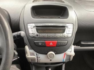 Toyota Aygo Aygo (B10), Hatchback, 2005 / 2014 1.0 12V VVT-i picture 12