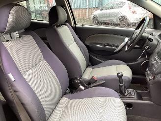 Chevrolet Aveo 12.16v picture 10