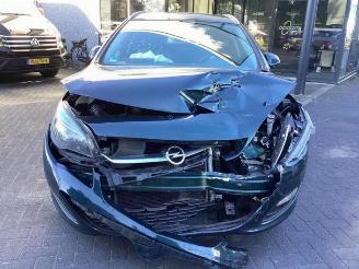 Opel Astra Astra J Sports Tourer (PD8/PE8/PF8), Combi, 2010 / 2015 1.4 Turbo 16V ecoFLEX 120 picture 2