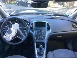 Opel Astra Astra J Sports Tourer (PD8/PE8/PF8), Combi, 2010 / 2015 1.4 Turbo 16V ecoFLEX 120 picture 9