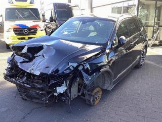 Salvage car Volkswagen Tiguan Tiguan Allspace (BW2), SUV, 2016 2.0 TDI 16V BlueMotion Technology SCR 2019/12