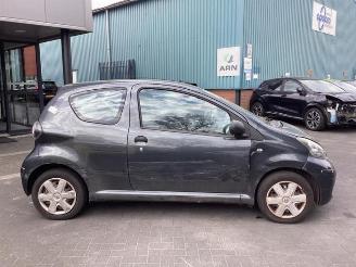 Toyota Aygo Aygo (B10), Hatchback, 2005 / 2014 1.0 12V VVT-i picture 4