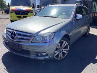 Coche siniestrado Mercedes C-klasse C Estate (S204), Combi, 2007 / 2014 2.5 C-230 V6 24V 2009/4
