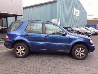 Mercedes ML ML I (163), SUV, 1998 / 2005 500 5.0 V8 24V picture 4