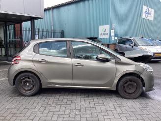 Peugeot 208 208 I (CA/CC/CK/CL), Hatchback, 2012 / 2019 1.0 Vti 12V PureTech picture 4
