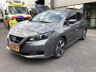 Damaged car Nissan Leaf N-Connecta 40 kWh 2019/5