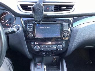 Nissan Qashqai 1.2 Tekna picture 13