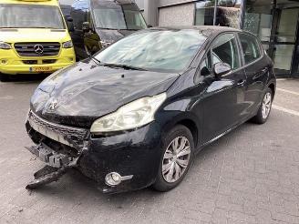 Peugeot 208 208 I (CA/CC/CK/CL), Hatchback, 2012 / 2019 1.4 16V picture 1