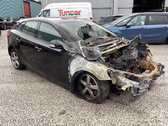 Volvo V-40 V40 (MV), Hatchback 5-drs, 2012 / 2019 1.6 T2 GTDi 16V picture 3