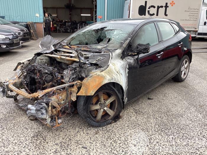 Volvo V-40 V40 (MV), Hatchback 5-drs, 2012 / 2019 1.6 T2 GTDi 16V