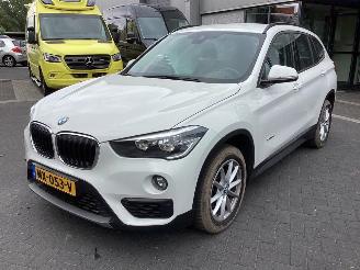 Unfallwagen BMW X1 sDrive18i 2017/5