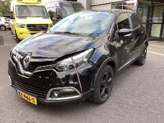Avarii autoturisme Renault Captur 0.9 TCe Expression 2017/1