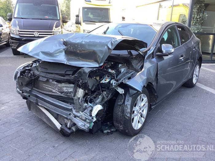 Volvo V-40 V40 (MV), Hatchback 5-drs, 2012 / 2019 1.6 D2