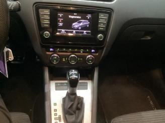 Skoda Octavia Octavia Combi (5EAC), Combi 5-drs, 2012 / 2020 1.4 TSI 16V picture 14