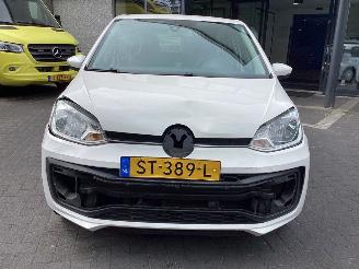 Volkswagen Up!  picture 2