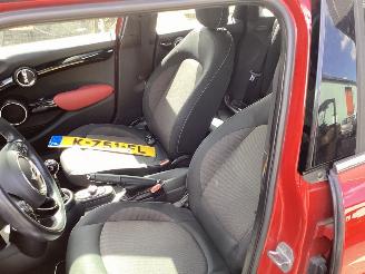 Mini Cooper 1.5 12V picture 10