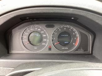 Volvo V-70 25 20V picture 11