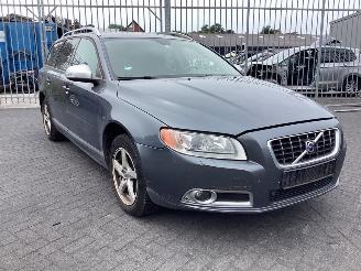 Volvo V-70 25 20V picture 3