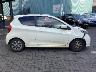 Kia Picanto  picture 4