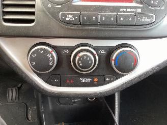 Kia Picanto  picture 16
