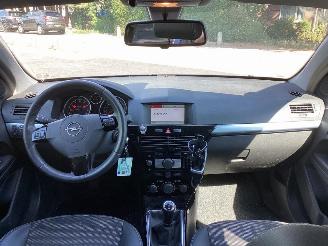 Opel Astra 16 16V picture 9
