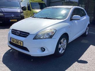  Kia Proceed 1.4 CVVT 2010/6