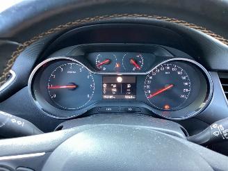 Opel Crossland 1.2 Turbo picture 13