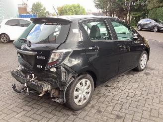 Toyota Yaris Yaris III (P13), Hatchback, 2010 / 2020 1.5 16V Hybrid picture 5