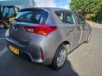 Toyota Auris 1.8 16V Hybrid picture 5