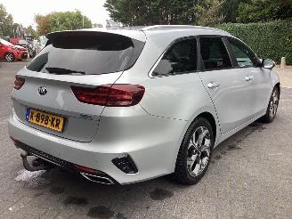 Kia Ceed 1,6 GDI PHEV Exutive line picture 5