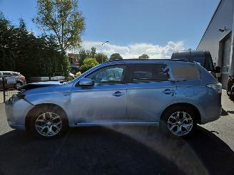 Mitsubishi Outlander 2.0 16v PHEV picture 8