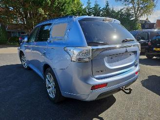 Mitsubishi Outlander 2.0 16v PHEV picture 7