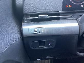Hyundai Kona Long Range Pure edition  64.8 Kwh picture 15