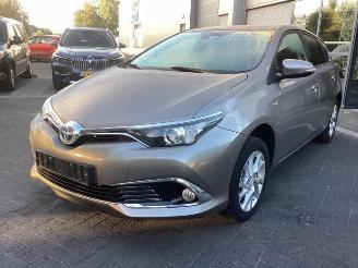 Uttjänta bilar auto Toyota Auris Auris (E18), Hatchback 5-drs, 2012 / 2019 1.8 16V Hybrid 2015/9