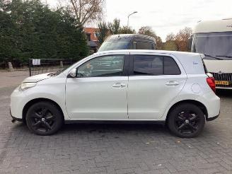 Toyota Urban Cruiser Urban Cruiser, SUV, 2009 / 2016 1.33 Dual VVT-I 16V 2WD picture 8