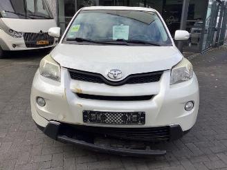 Toyota Urban Cruiser Urban Cruiser, SUV, 2009 / 2016 1.33 Dual VVT-I 16V 2WD picture 2