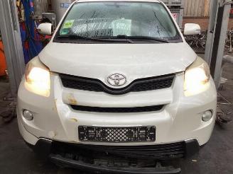 Toyota Urban Cruiser Urban Cruiser, SUV, 2009 / 2016 1.33 Dual VVT-I 16V 2WD picture 12