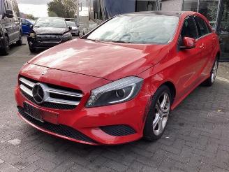 Dezmembrări autoturisme Mercedes A-klasse A (W176), Hatchback, 2012 / 2018 1.6 A-180 16V 2013/1