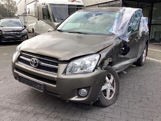 Coche siniestrado Toyota Rav-4 RAV4 (A3), Terreinwagen, 2005 / 2012 2.0 16V Valvematic 4x4 2010/4