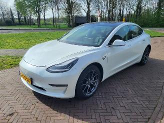 krockskadad bil auto Tesla Model 3 DUAL MOTOR LONG RANGE 75KW 2019/12