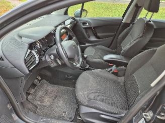 Citroën C3 1.2 VTi Collection picture 8