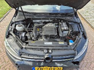 Volkswagen Golf 1.0 TSI Trendline picture 8