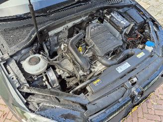 Volkswagen Golf 1.0 TSI Trendline picture 9