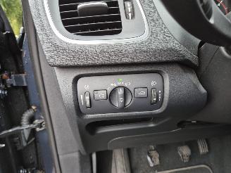 Volvo V-40 1.6 D2 Momentum picture 18