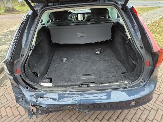 Volvo V-90 2.0 B4 Inscription picture 7